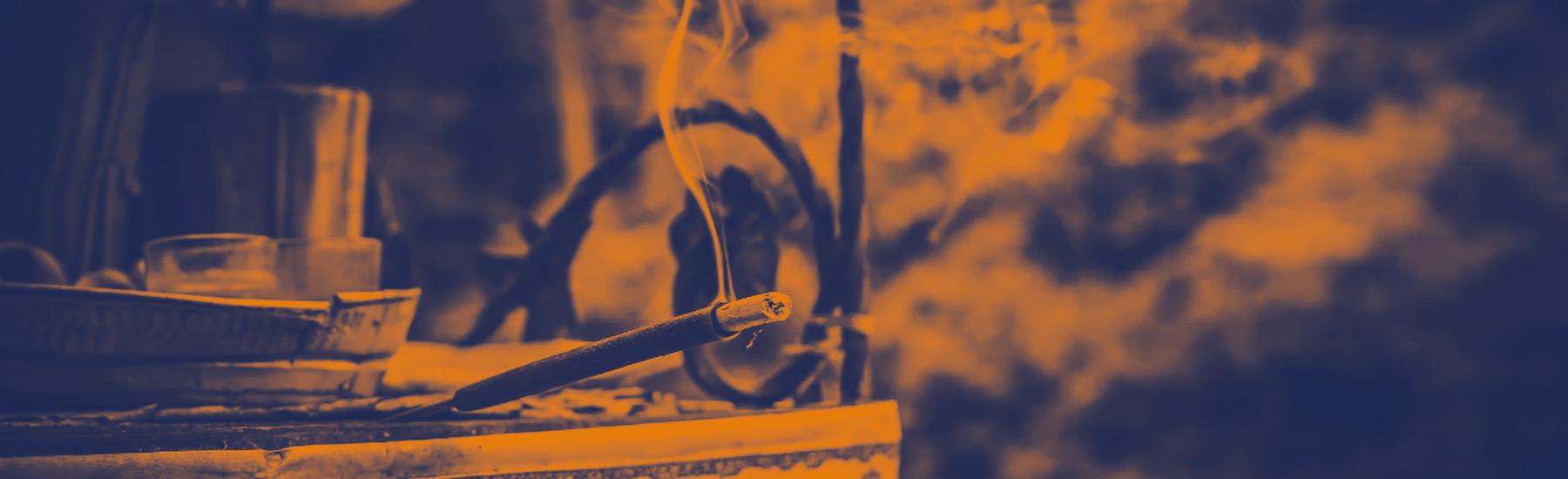 Gomolygó, illatos életöröm: pillanatok a jógateremből