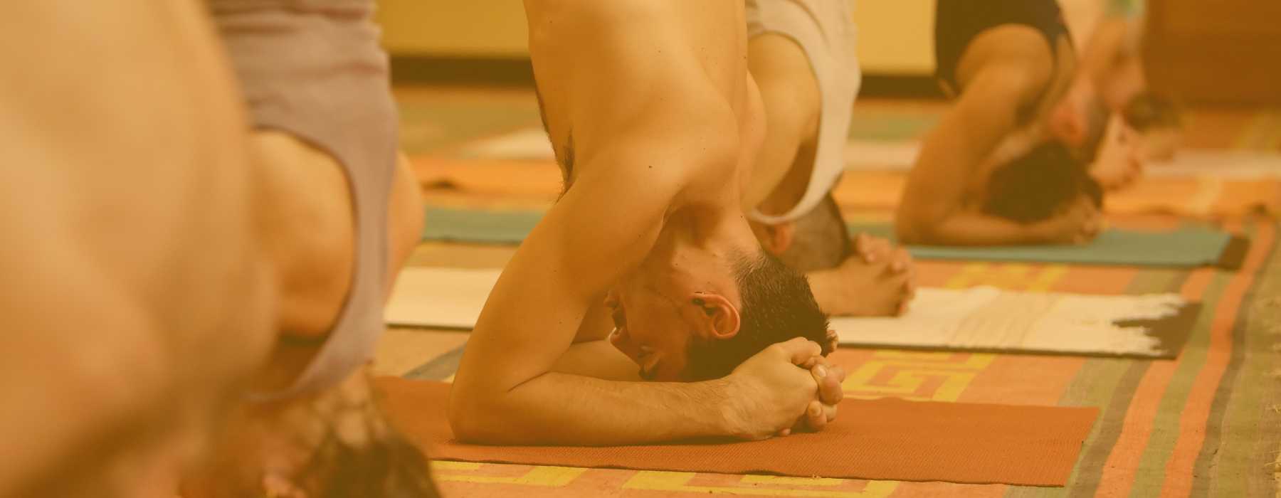 A gondolkodás szerepe az astanga jóga gyakorlásában